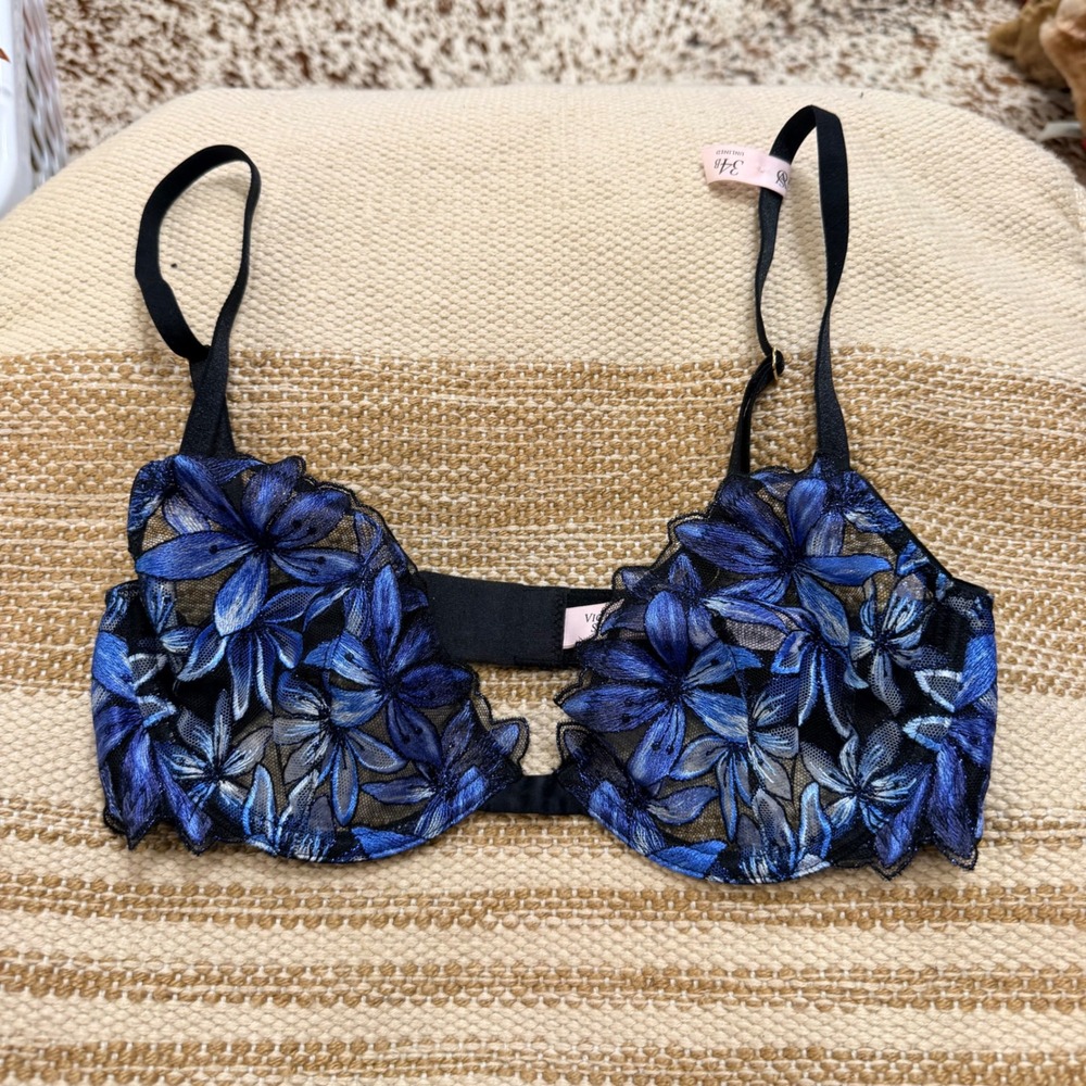 Victoria's‎ Secret Very Sexy Blue Floral Embroidered Unlined Demi Bra 34B Black